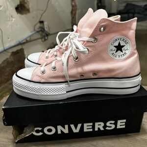 NIB Converse Hightop Platform Chucks Size 9.5 Glazed Donut